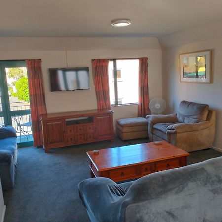 Akaroa Village Inn Zewnętrze zdjęcie