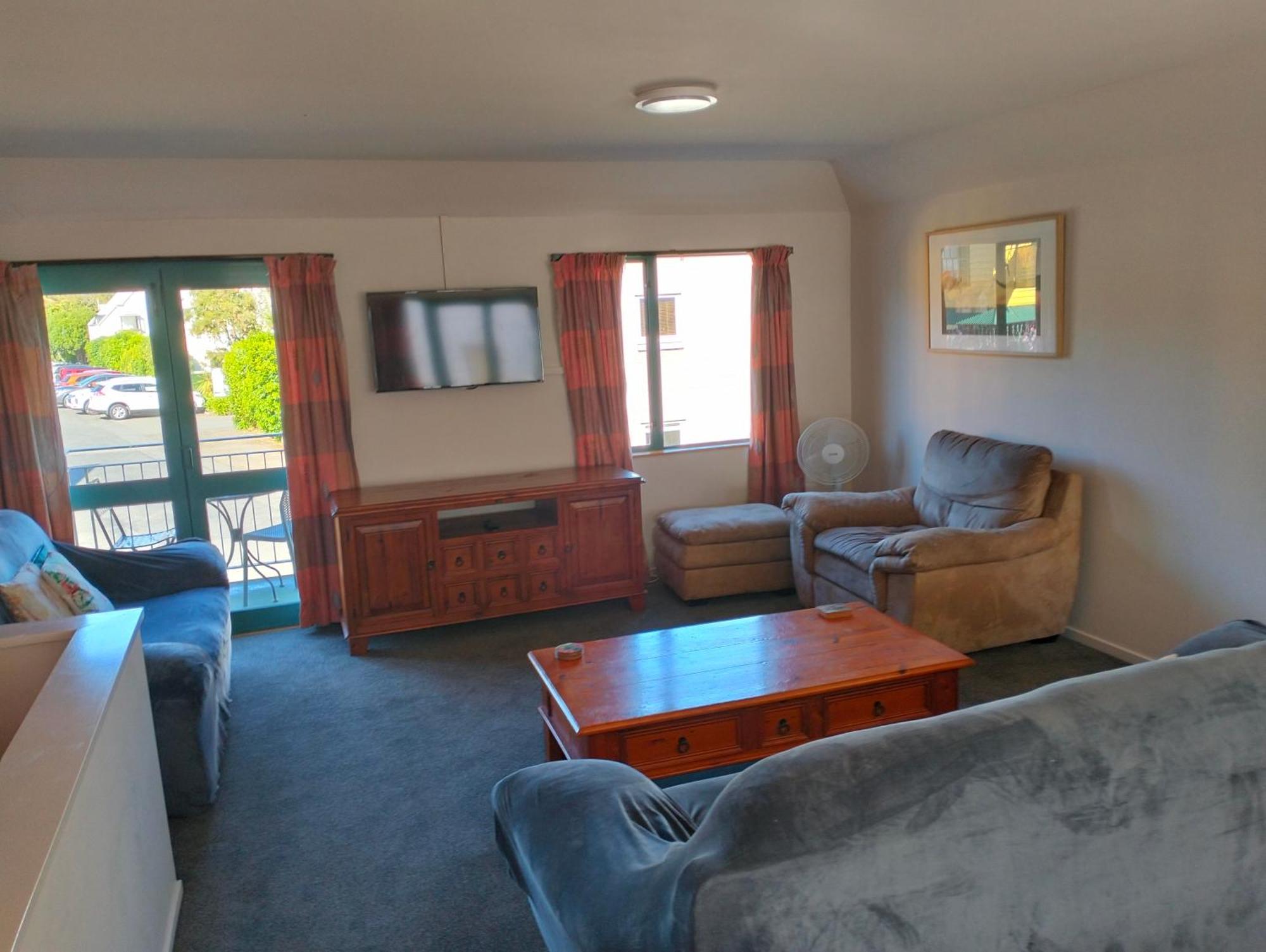Akaroa Village Inn Zewnętrze zdjęcie
